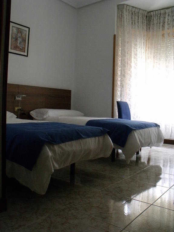 Pension Arroniz Zimmer foto